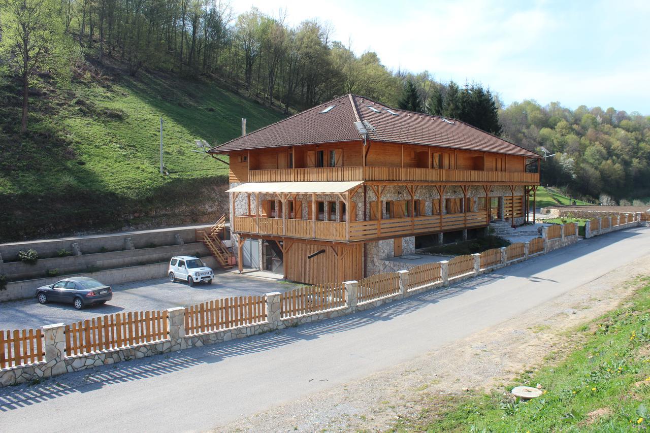 B&B Zlatna Nit Bosanska Krupa Εξωτερικό φωτογραφία