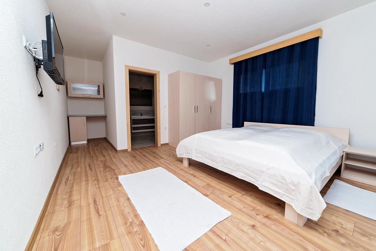 B&B Zlatna Nit Bosanska Krupa Εξωτερικό φωτογραφία